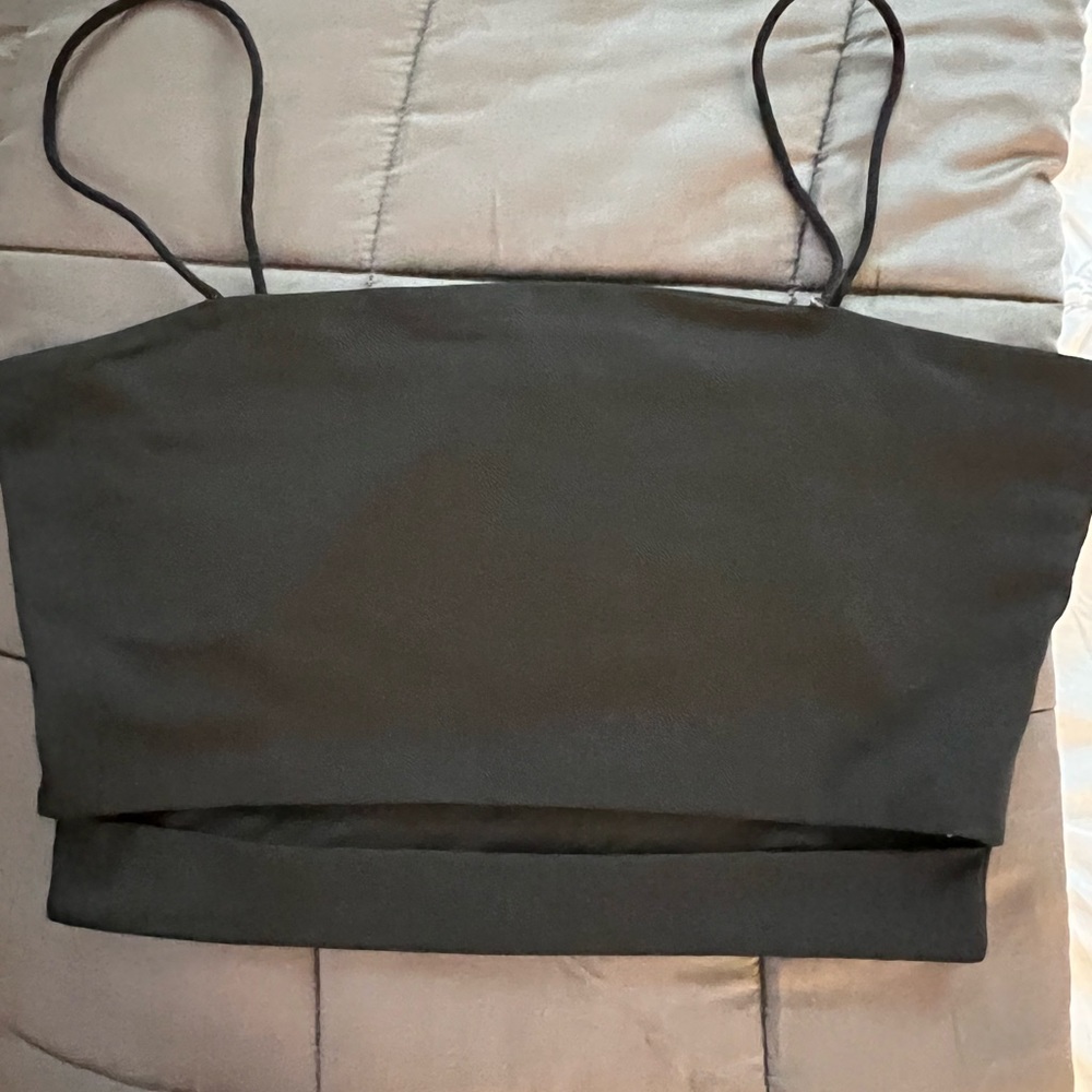 cut out crop top